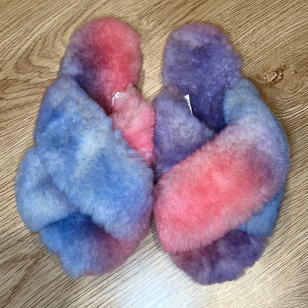 EMU Australia Mayberry Sheepskin rainbow Slipper 9 women 6 men